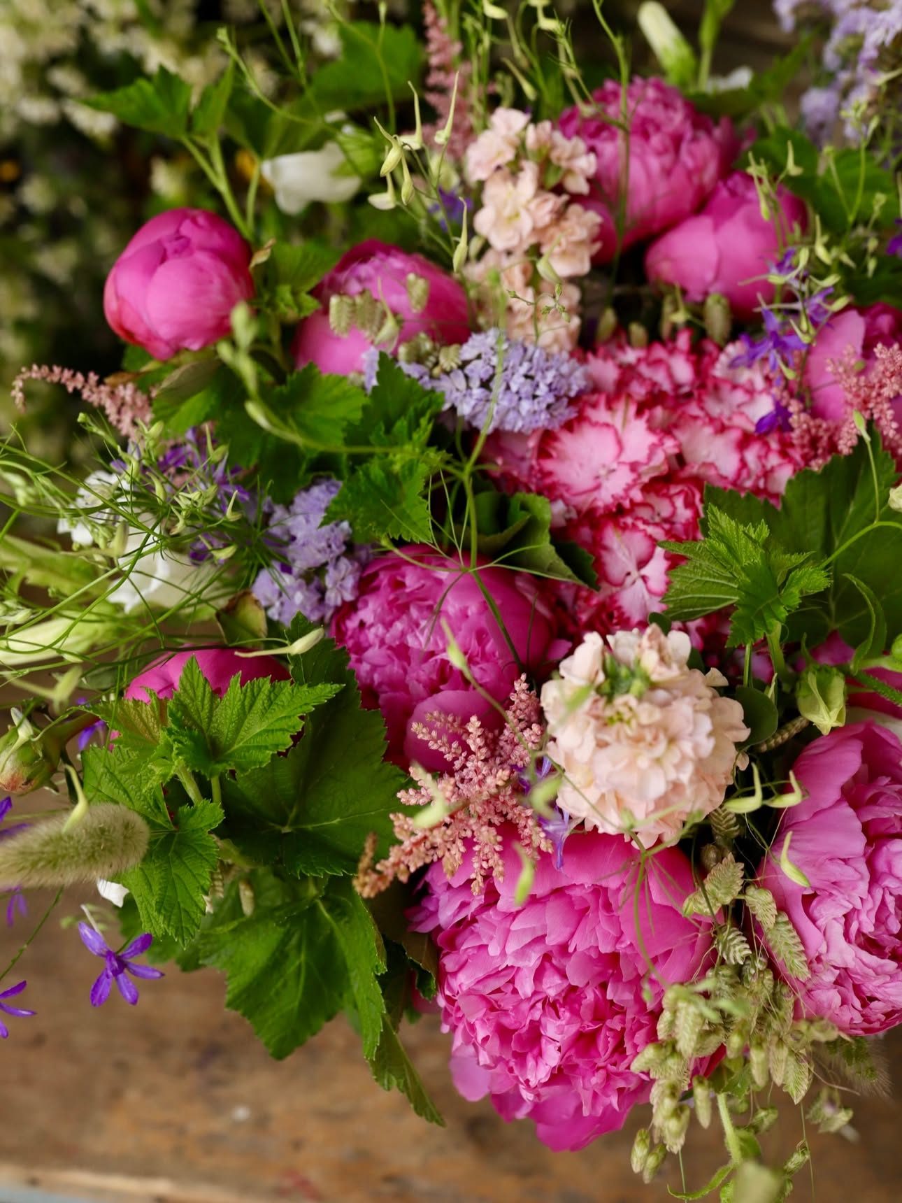 Pivoines et fleurs françaises de saison